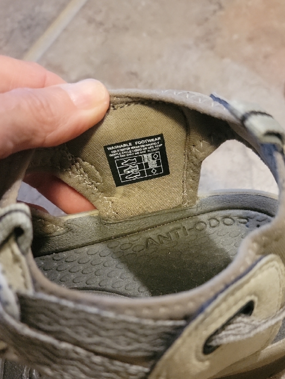 Keen Women's Closed-Toe Sandals in Beige and Gray - Picture 4 of 6